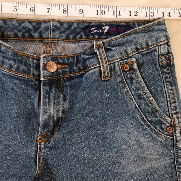 Seven 7 cropped jeans. - Picture 6 of 9
